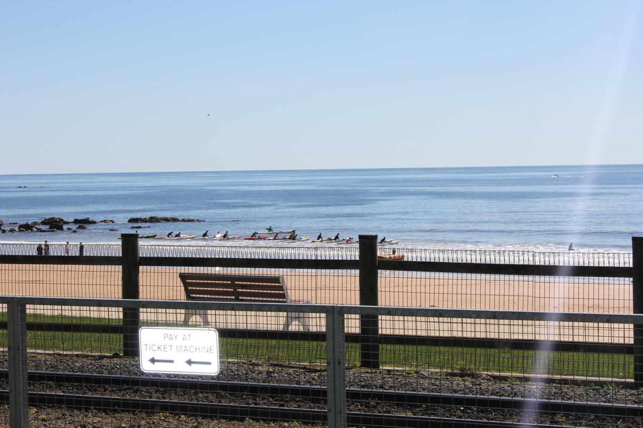 Beach Hotel Берни Экстерьер фото